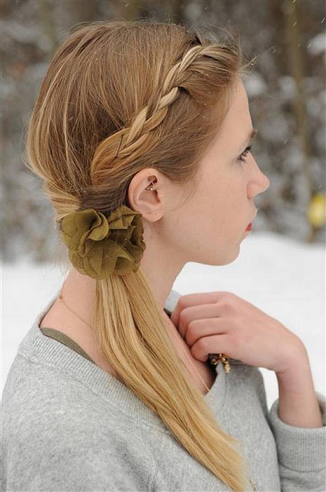 different-simple-hairstyles-for-long-hair-87_9 Различни прости прически за дълга коса